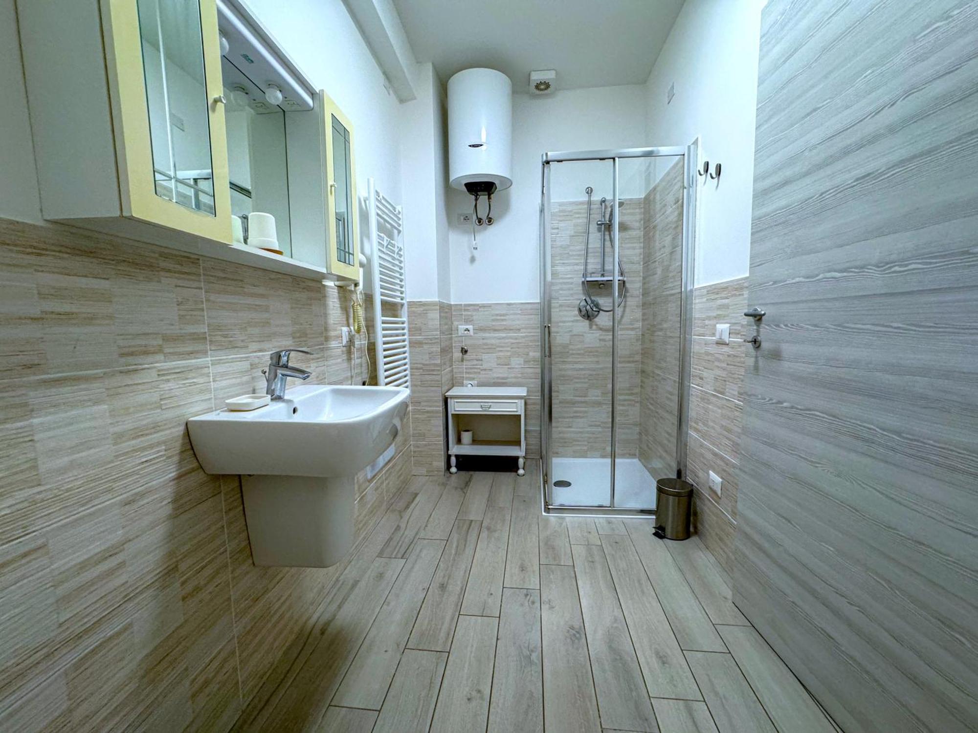 Sg Rooms - Casa Laura เปสเคียรา เดล การ์ดา ภายนอก รูปภาพ