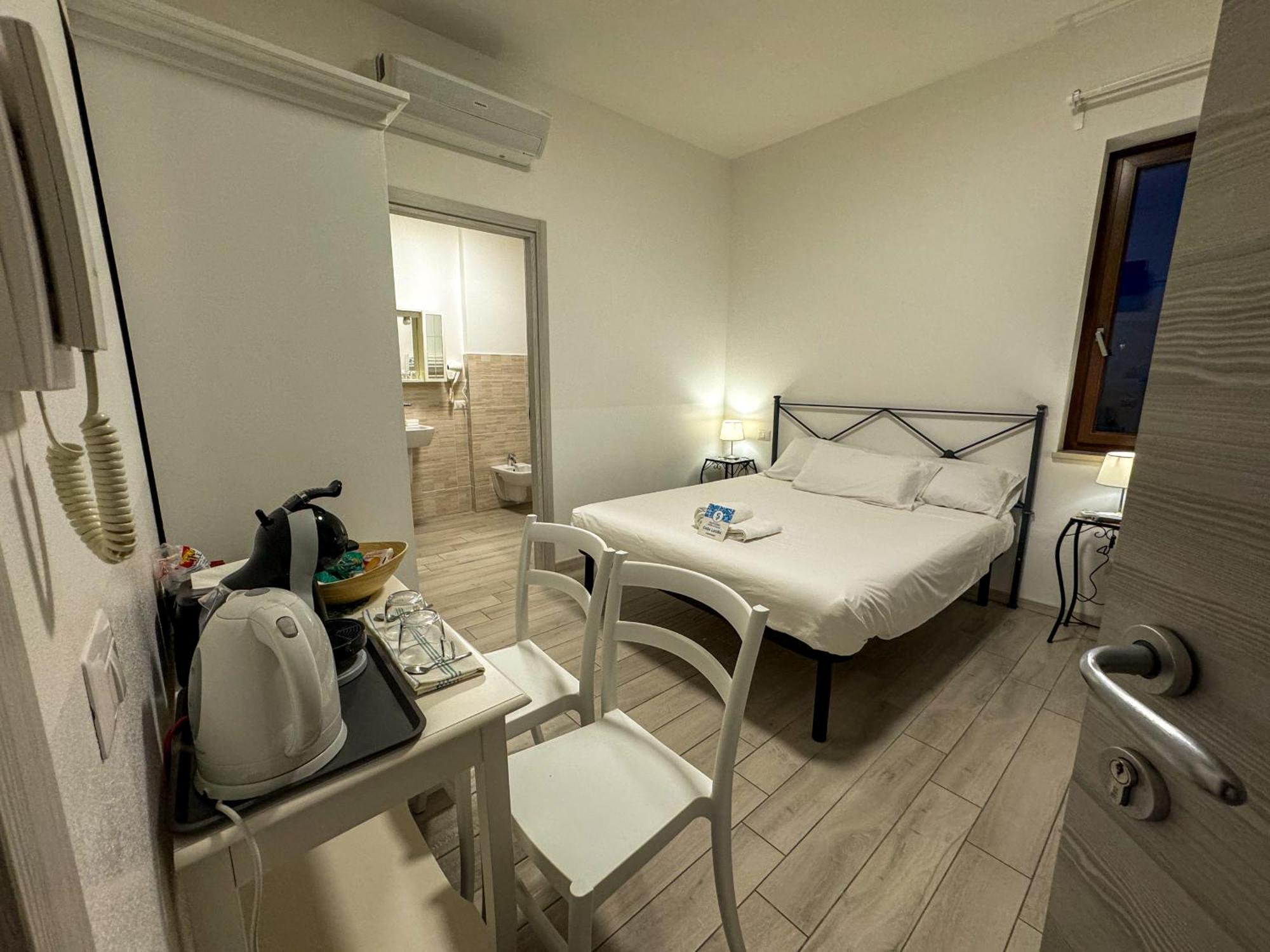 Sg Rooms - Casa Laura เปสเคียรา เดล การ์ดา ภายนอก รูปภาพ